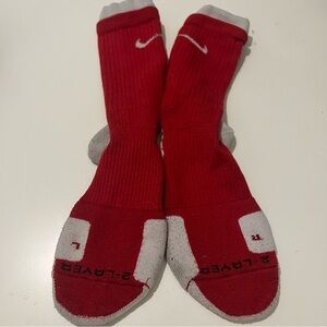 Nike elite 2 layer socks | red and white
